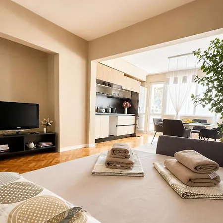 Apartament Casa Tiana Warna